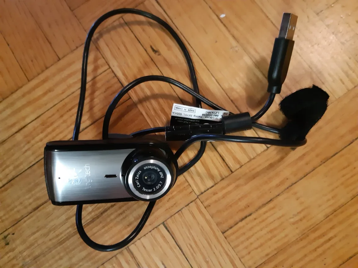 Logitech QuickCam Zeiss Webcam 🇨🇦 thumbnail
