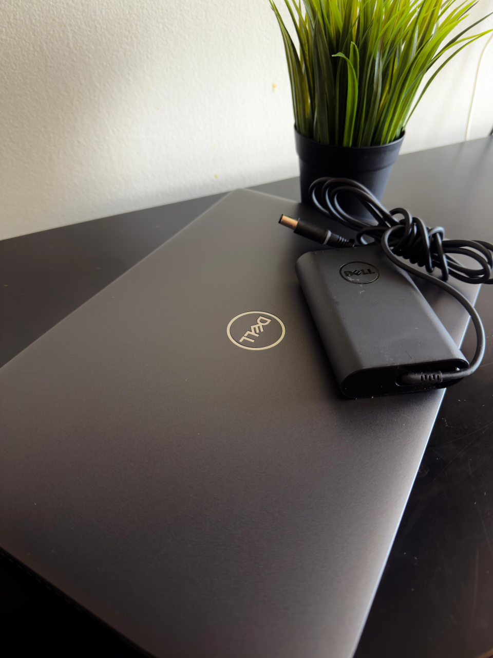 Dell Laptop - Black - photo 2