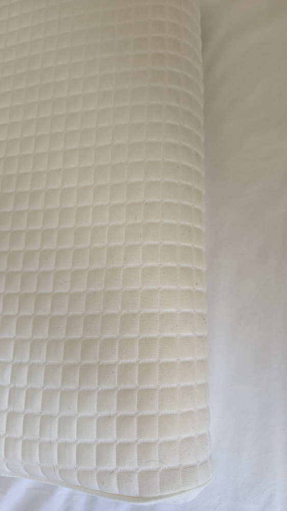 Used Pillow for Sale - photo 2