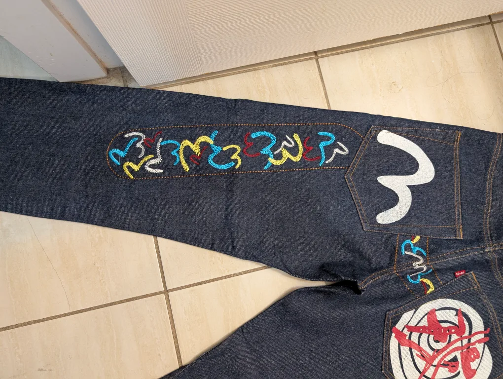 Evisu Jeans - Embroidery design + Iconic Seagull Logo image indicator(4)