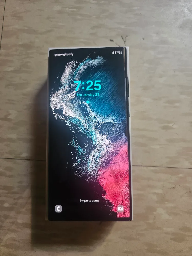 Samsung Galaxy S22 Ultra 5G *Open to offers* thumbnail