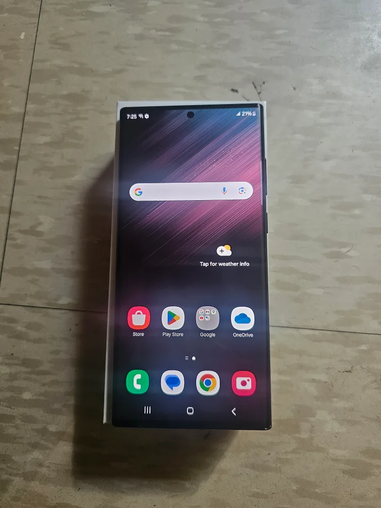 Samsung Galaxy S22 Ultra 5G *Open to offers* image indicator(3)