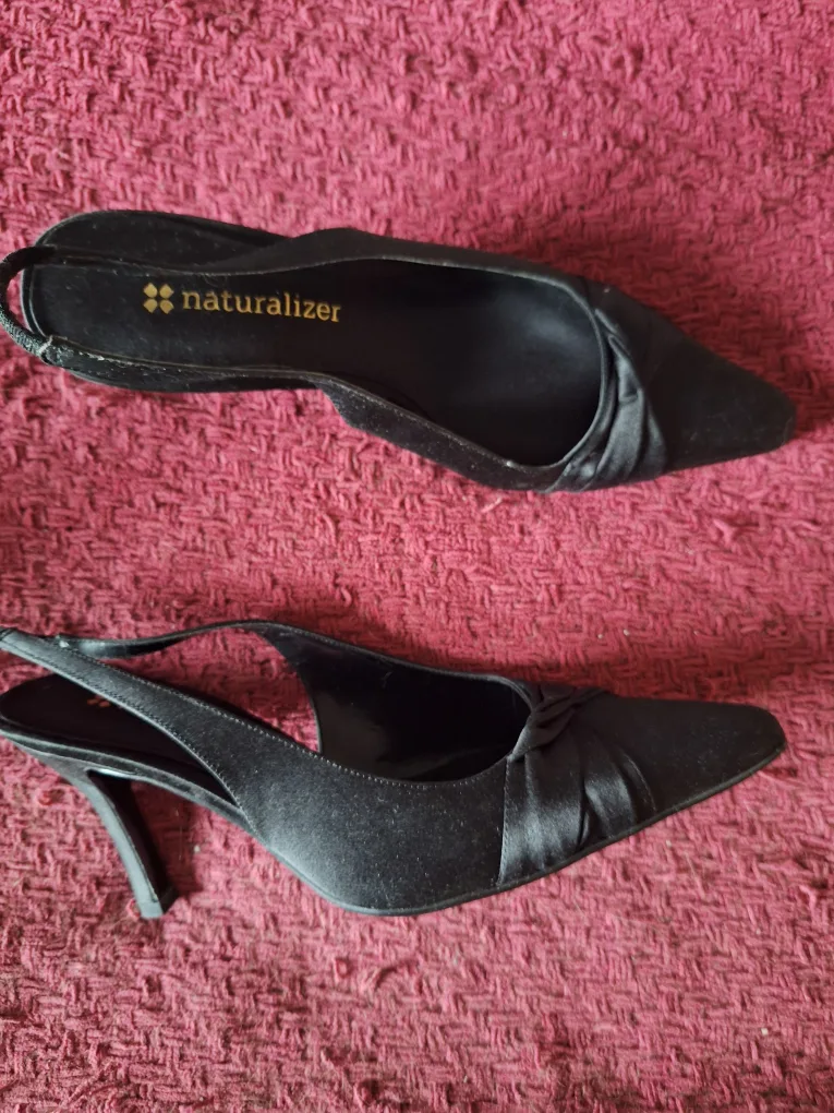 Naturalizer Black Slingback Heels thumbnail