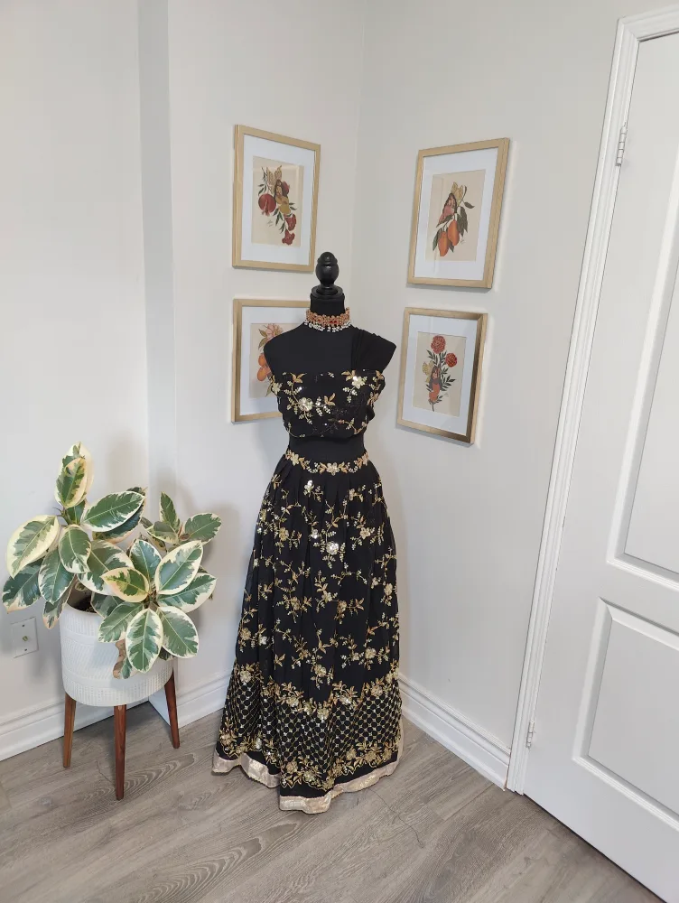 🇨🇦Black & Gold Embroidered Lehenga Choli Set🍁 thumbnail