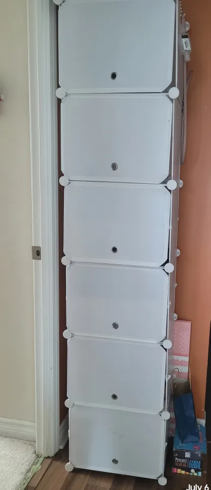 White Cube Storage Shelf thumbnail