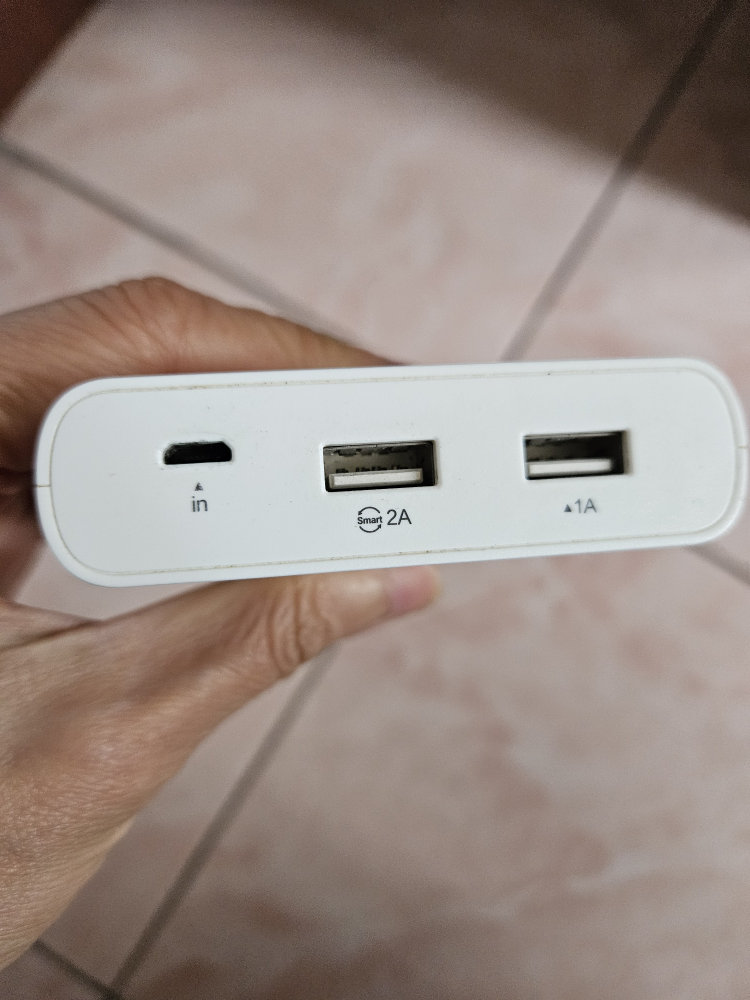Pisen LCD Power Station 20000mAh - photo 2