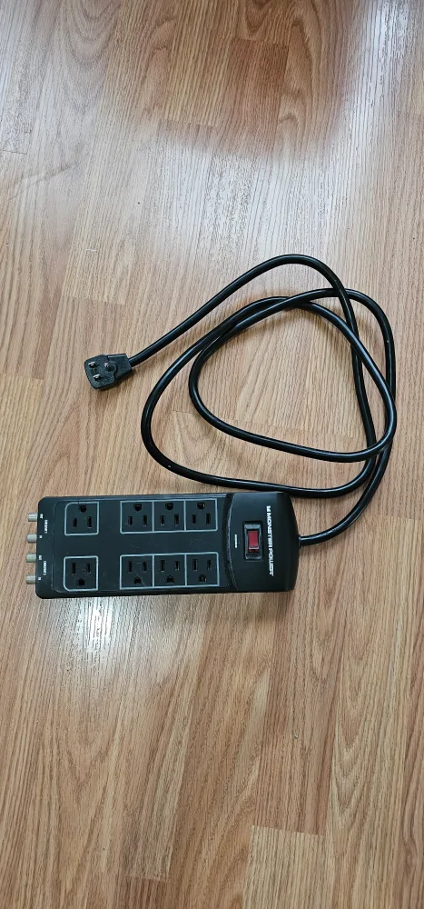 Monster Power Bar 8 Outlet Surge Protector thumbnail
