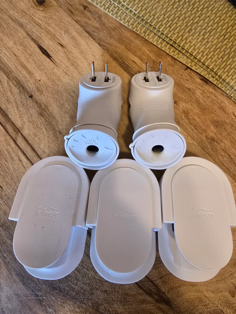Febreze Wallflower Plug-in Refills thumbnail