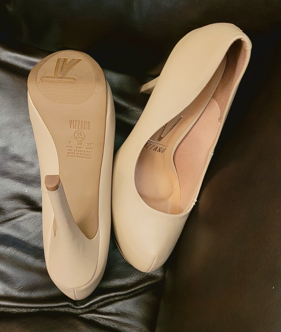 Vizzano Beige Heels - Size 7 - photo 4