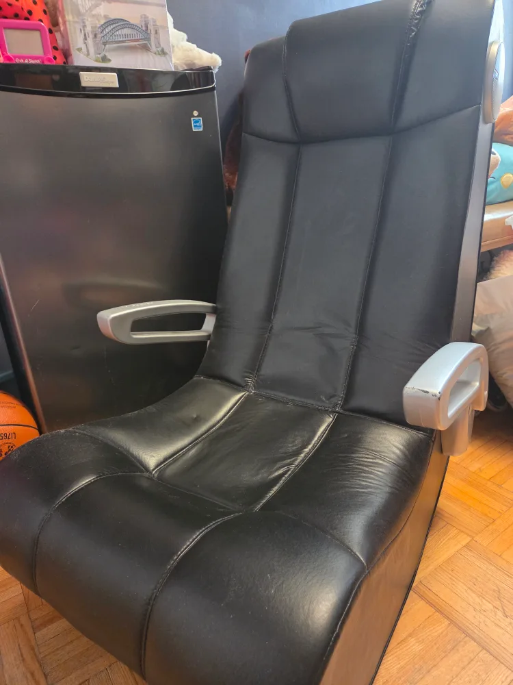 Black Gaming Chair thumbnail