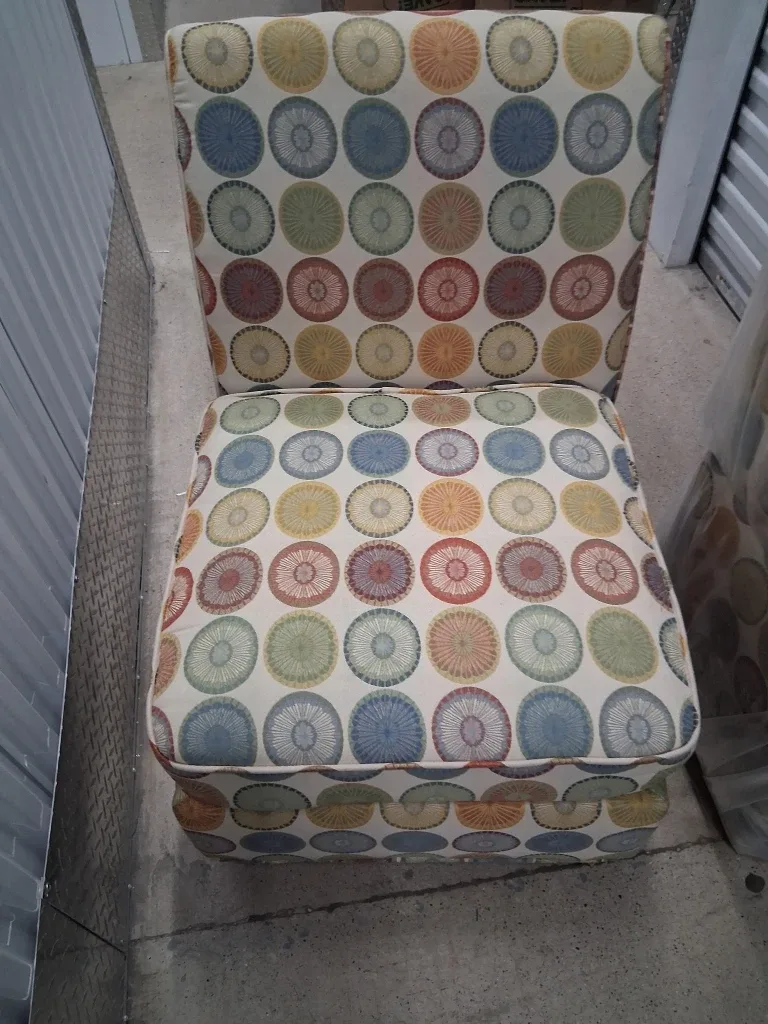 chair with 2 piece ottom thumbnail