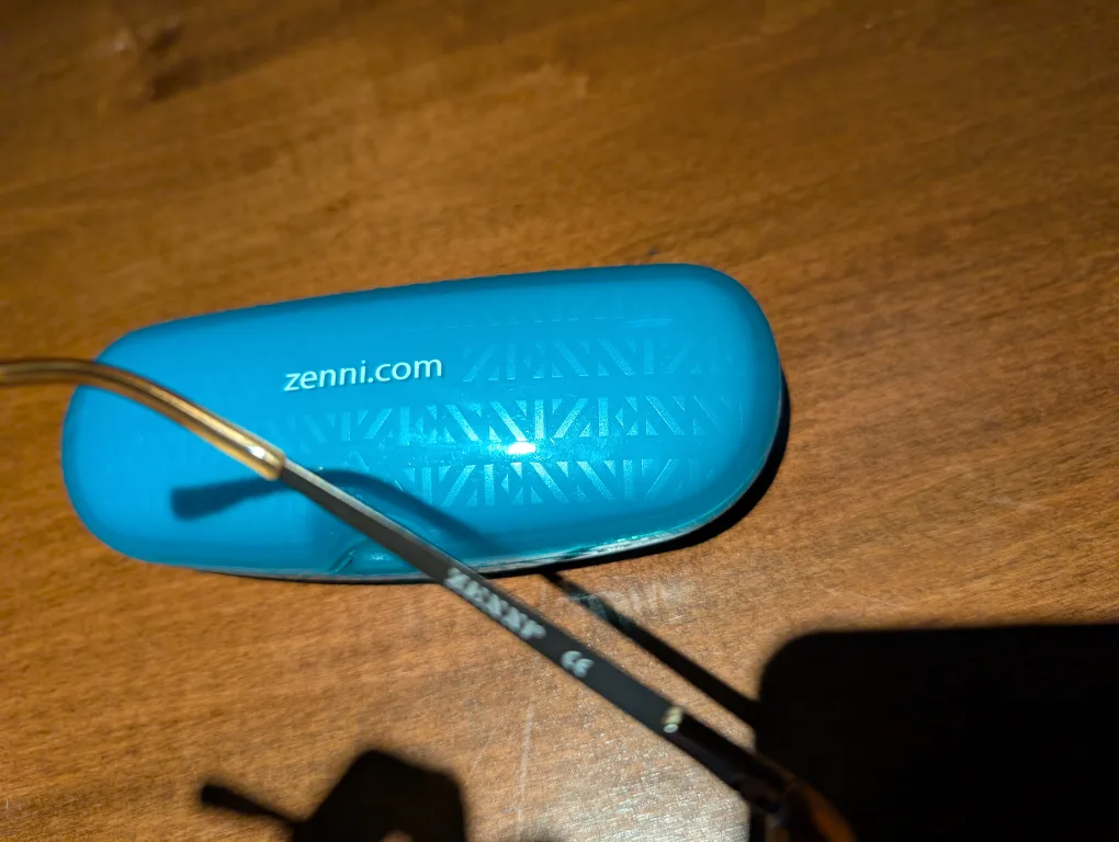 Zenni Round Eyeglasses with Case image indicator(2)