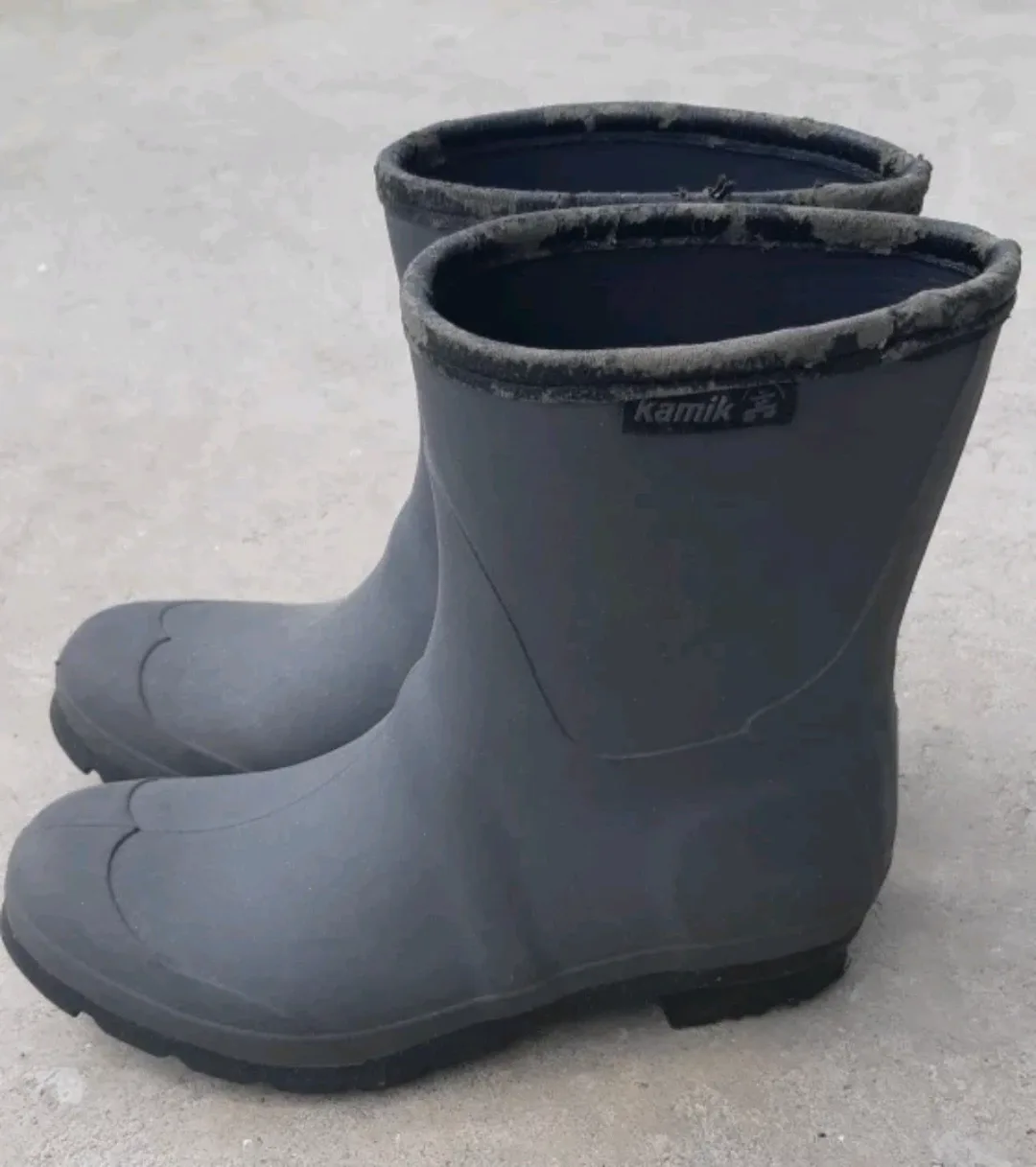 Kamik Rain Boots size 6 thumbnail