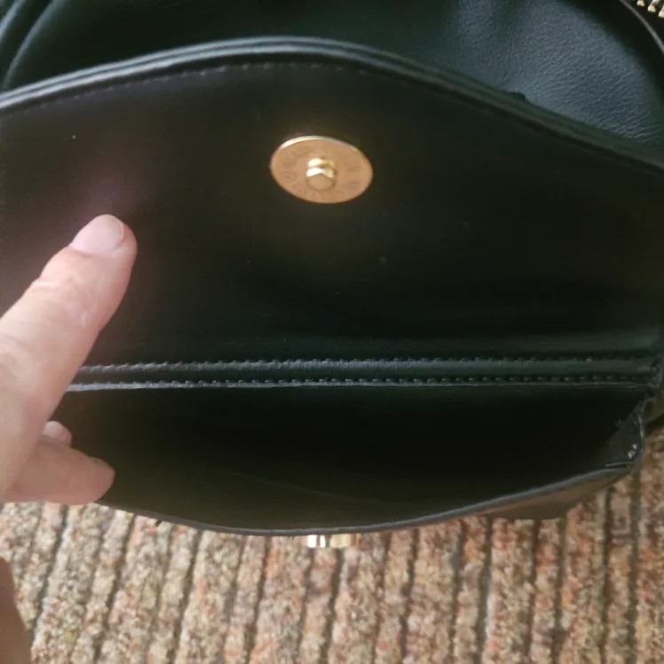 Black and Gold Bumble Bee women backpack image indicator(3)