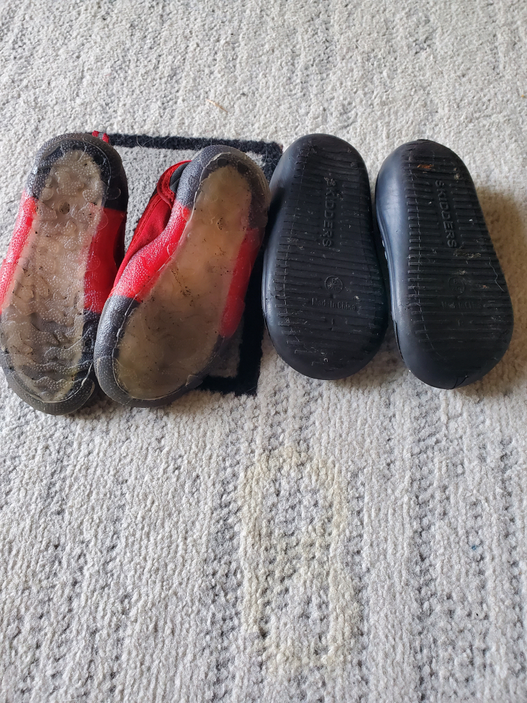 Kids' Water Shoes (size 7 and 8) - photo 3