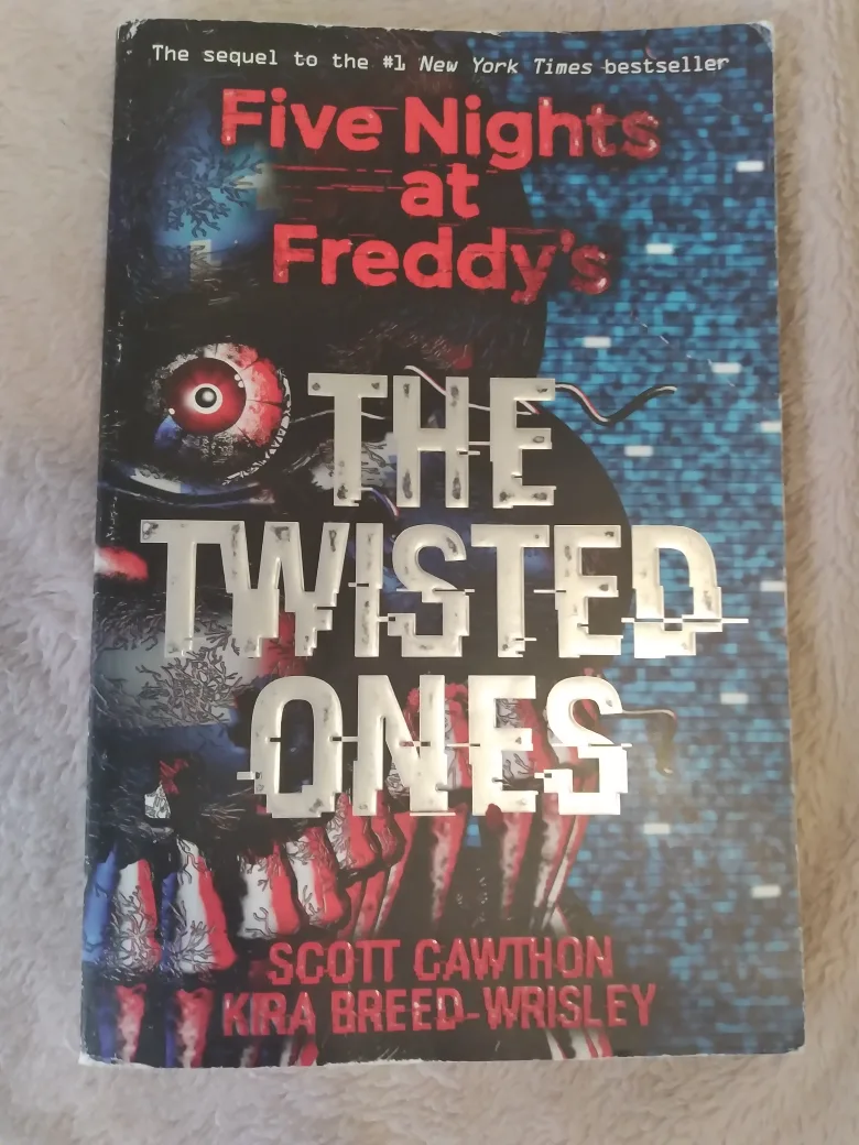 Five Nights at Freddy's: The Twisted Ones 📚 thumbnail