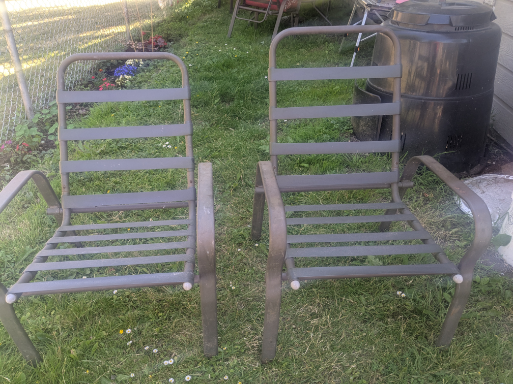 Summer pay back chairs