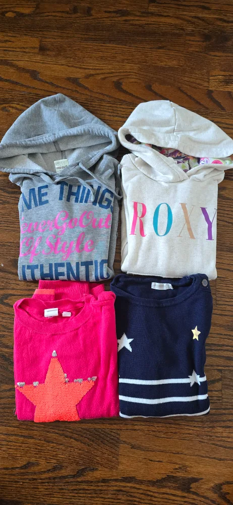 set of 4 kids hoodies and sweaters Size 8 thumbnail