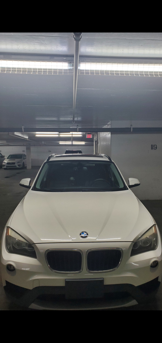 2013.BMW X1 x drive 28i  White SUV