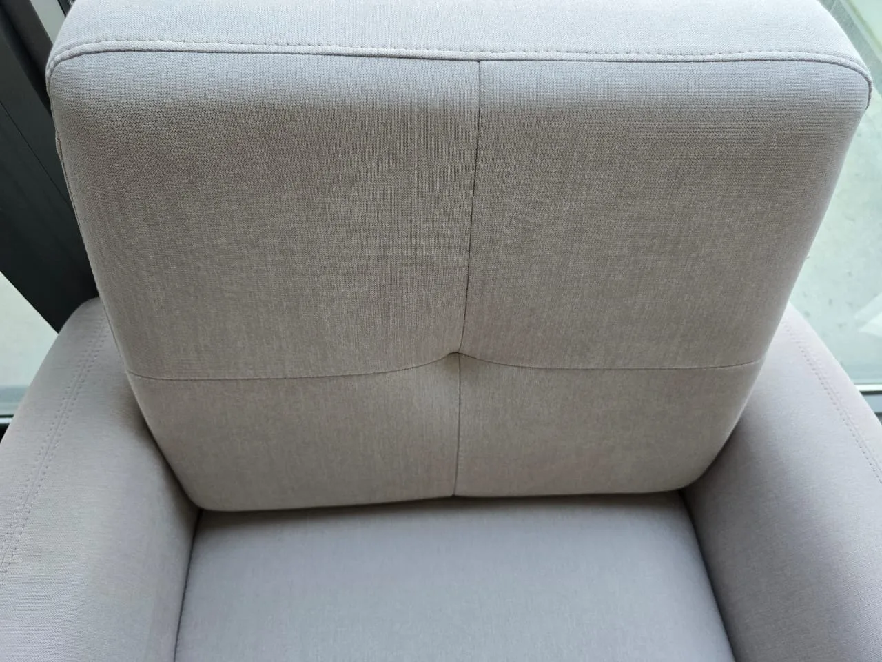 Light Purple Accent Chair image indicator(3)