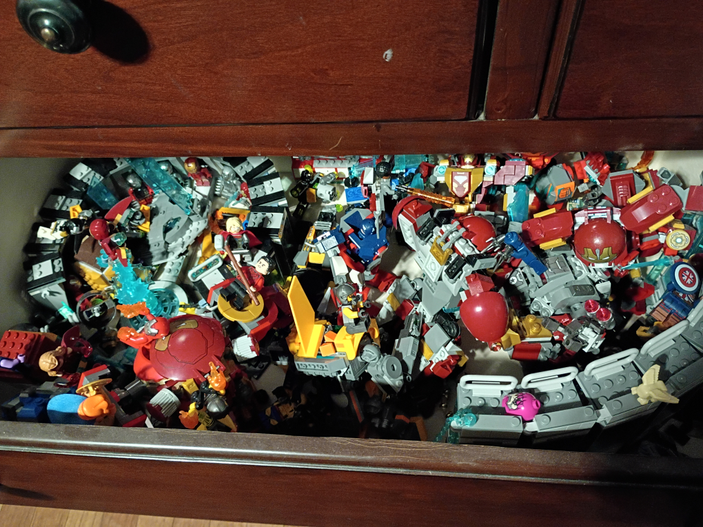 Bulk LEGO Marvel Sets & Loose Bricks - photo 3
