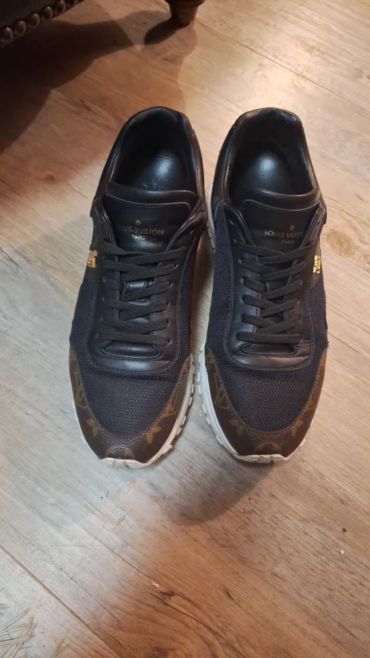Louis Vuitton Black Sneakers image indicator(2)