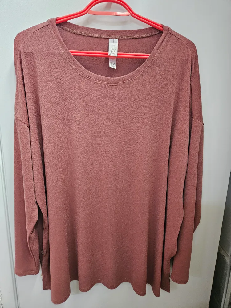 Marla Wynne Top - Size 1X thumbnail