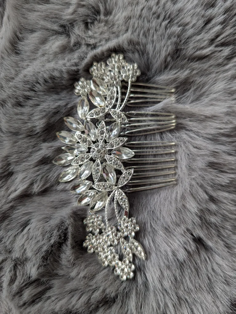 Rhinestone Floral Hair Comb thumbnail