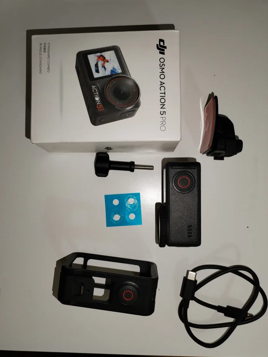DJI Osmo Action 5 Pro Camera - Like New! thumbnail