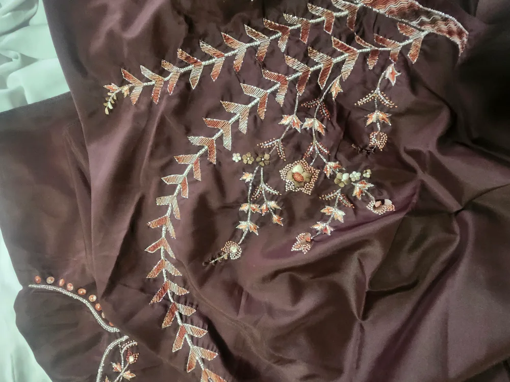 BNWT Embroidered Brown Dress Fabric  🇨🇦 image indicator(3)