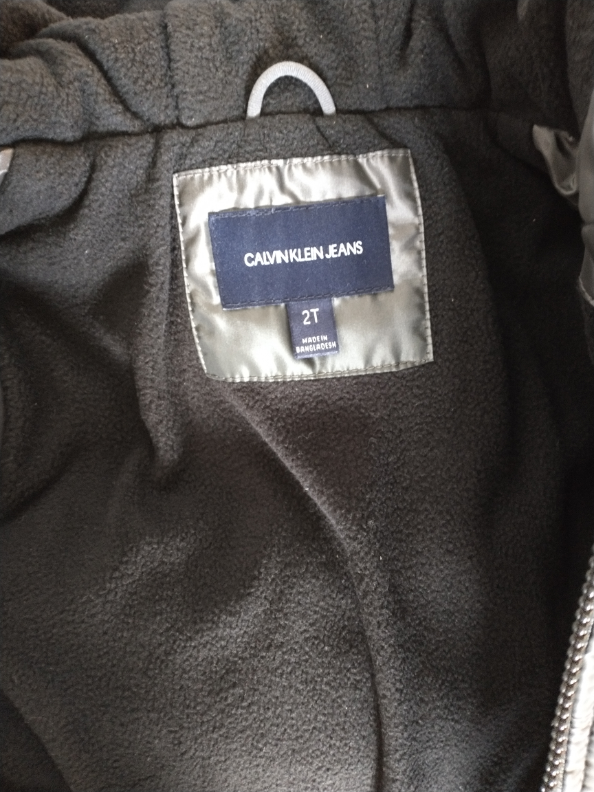 Calvin Klein Jeans Puffer Jacket - Size 2T - photo 4