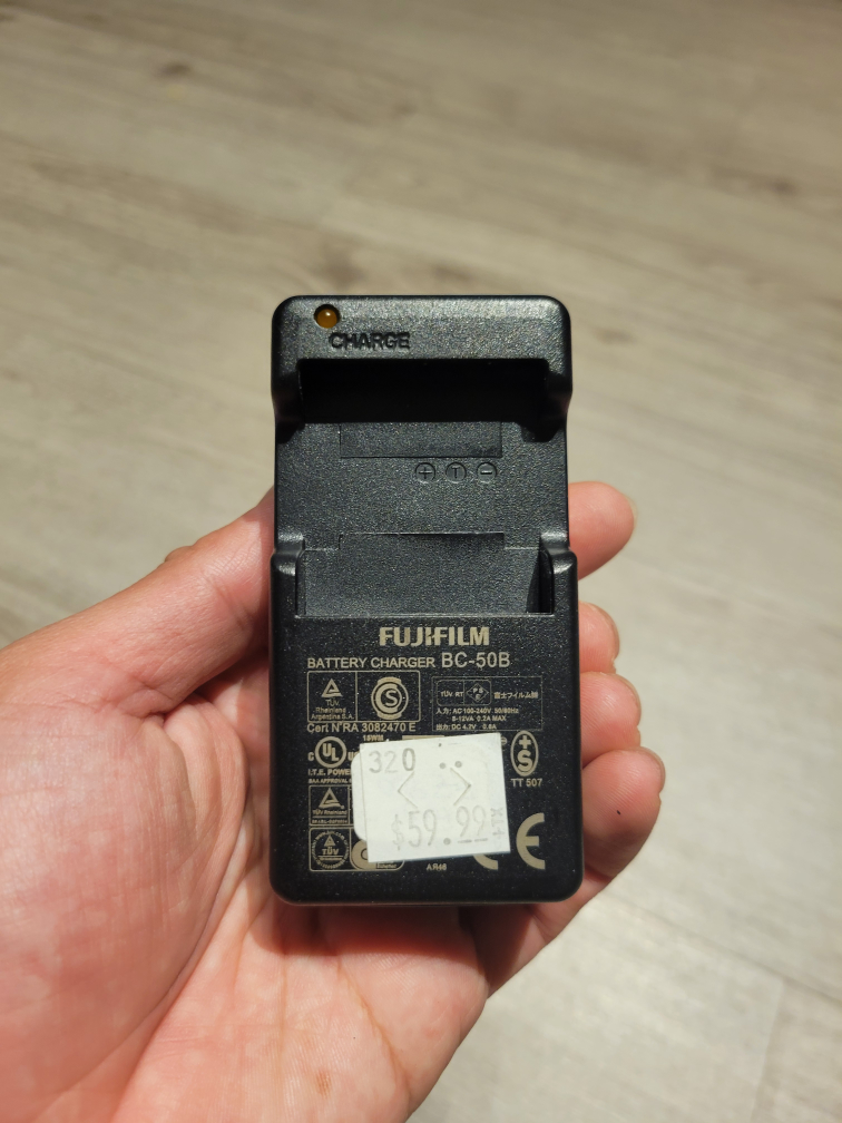 Fujifilm BC-50B Battery Charger