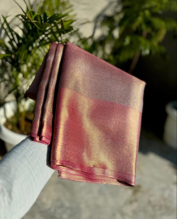 BNWOT  Pink and gold Silk Saree 🇨🇦 - photo 2