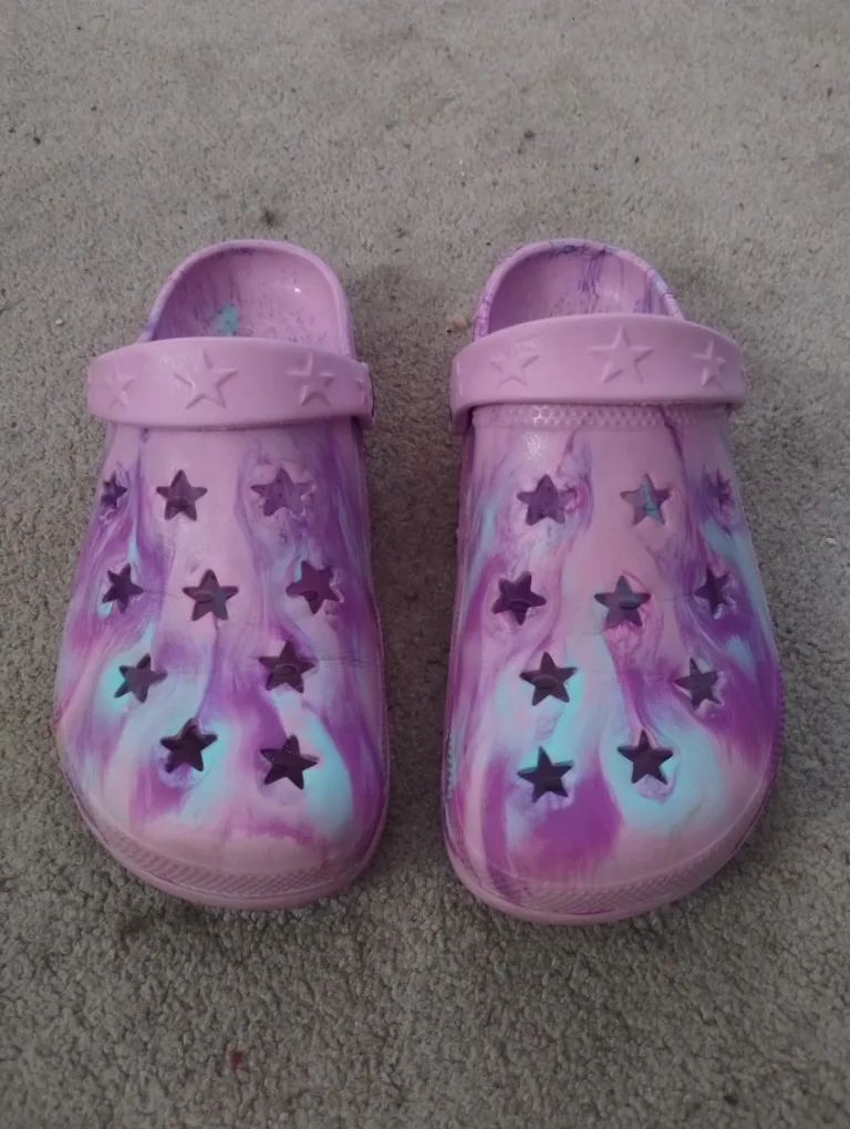 kids Crocs, girls Size 5/6 thumbnail