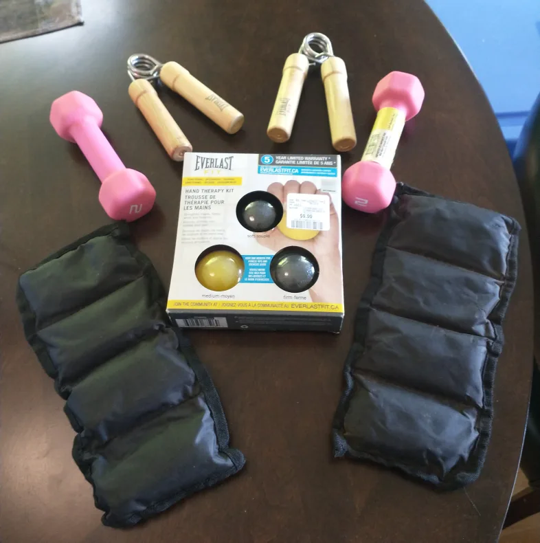 Everlast Hand Therapy Kit + Weights thumbnail