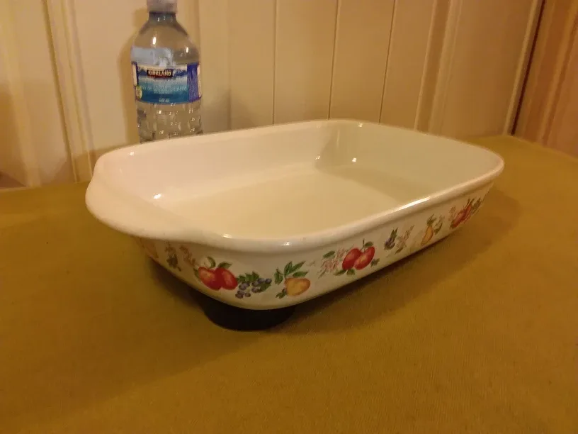 Corningware Fruit Basket Casserole Dish 🍜 🇨🇦 thumbnail