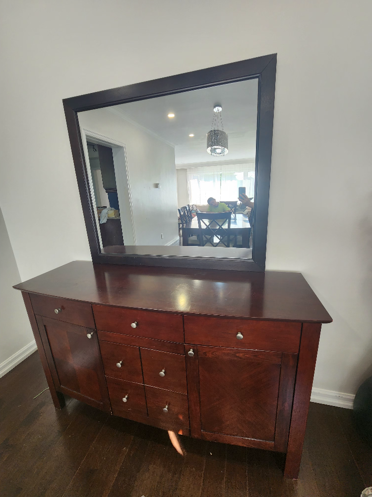 Dining table with 6 chairs and dresser with mirror - photo 3