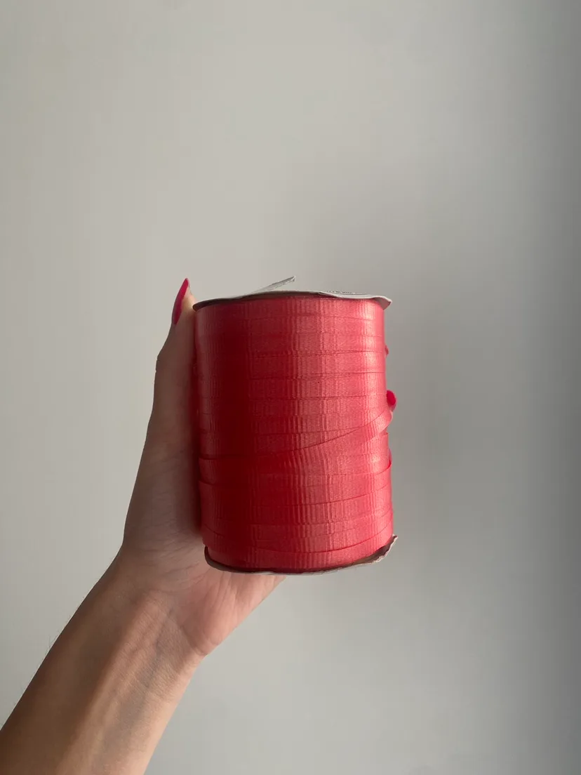 Craft Supplies Bundle: Paper Shred, Ribbon, Tissue image indicator(2)