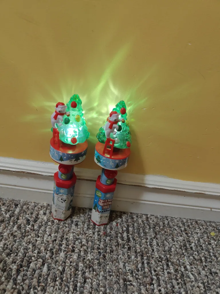 Light & Sound Christmas Tree Candy thumbnail
