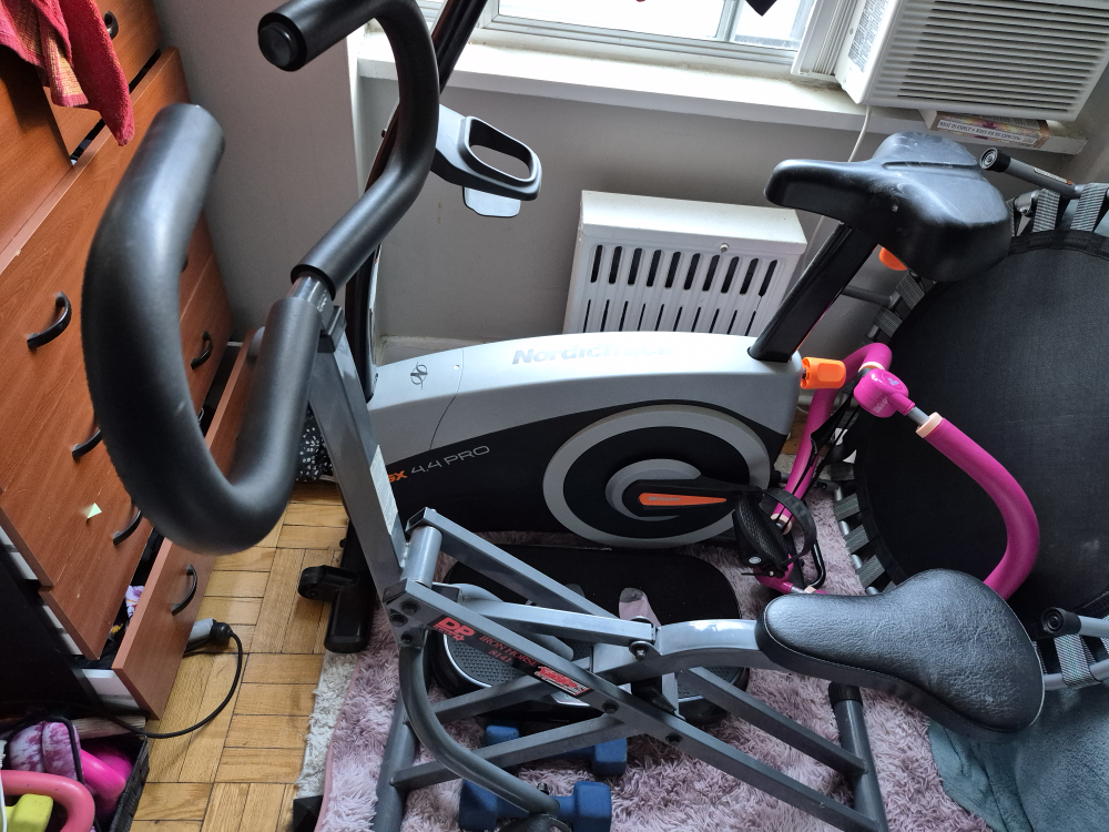 NordicTrack GX 4.4 Pro Exercise Bike