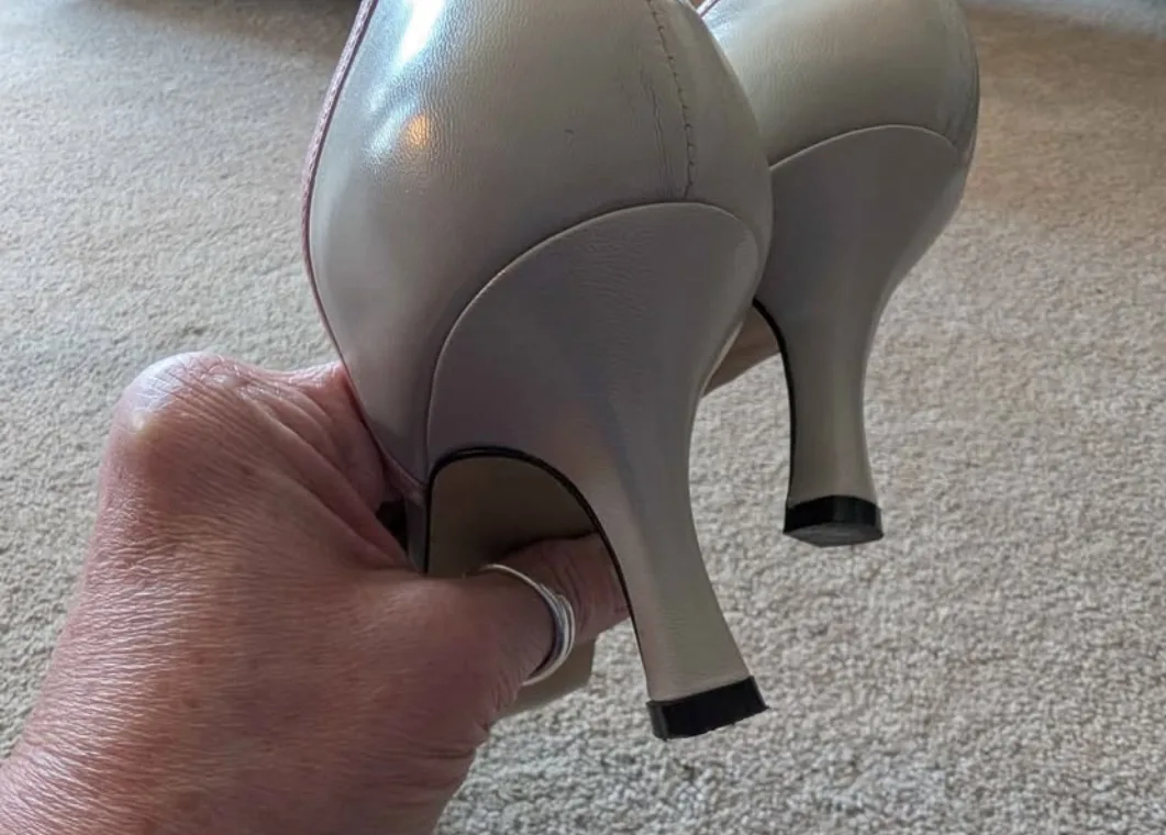 Women's Leather Short Heels - Jacques Vert image indicator(10)