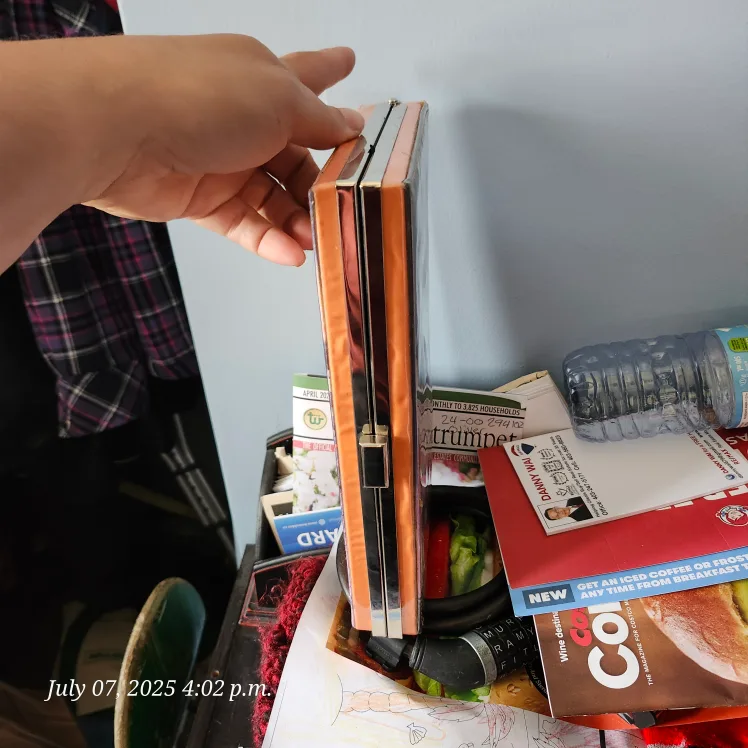 Disney Hunchback of Notre Dame Clutch image indicator(4)