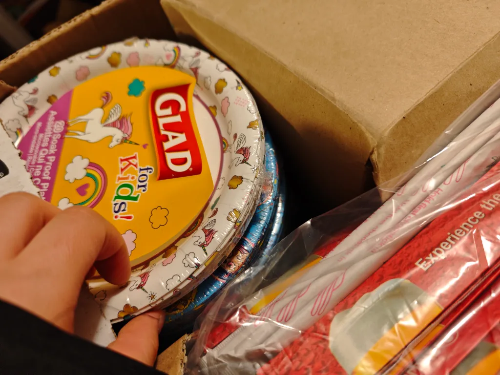 Glad for Kids! Paper Plates - New thumbnail