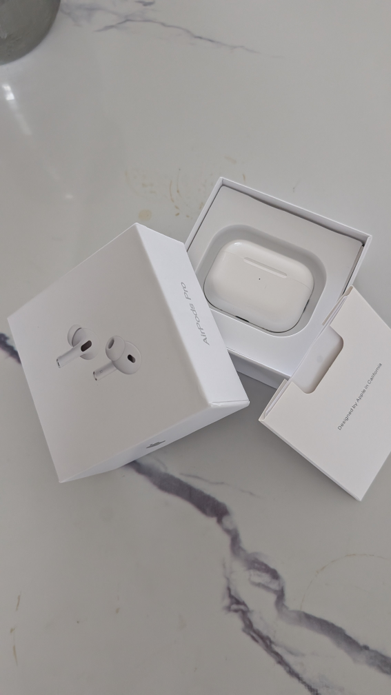 New Apple AirPods Pro (2nd generation) - photo 3