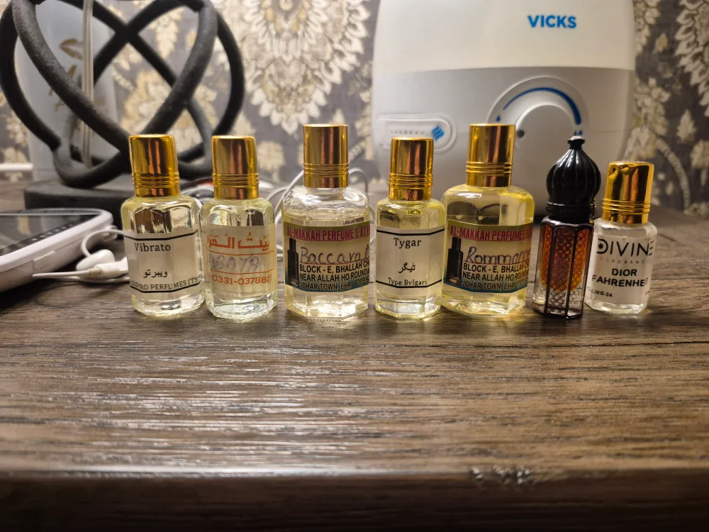 Assorted Perfume Oils image indicator(2)