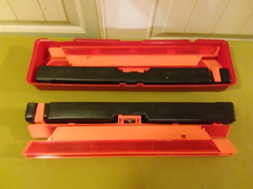 ➡️ Emergency Roadside Reflector Triangles 🆘 🚨 image indicator(2)