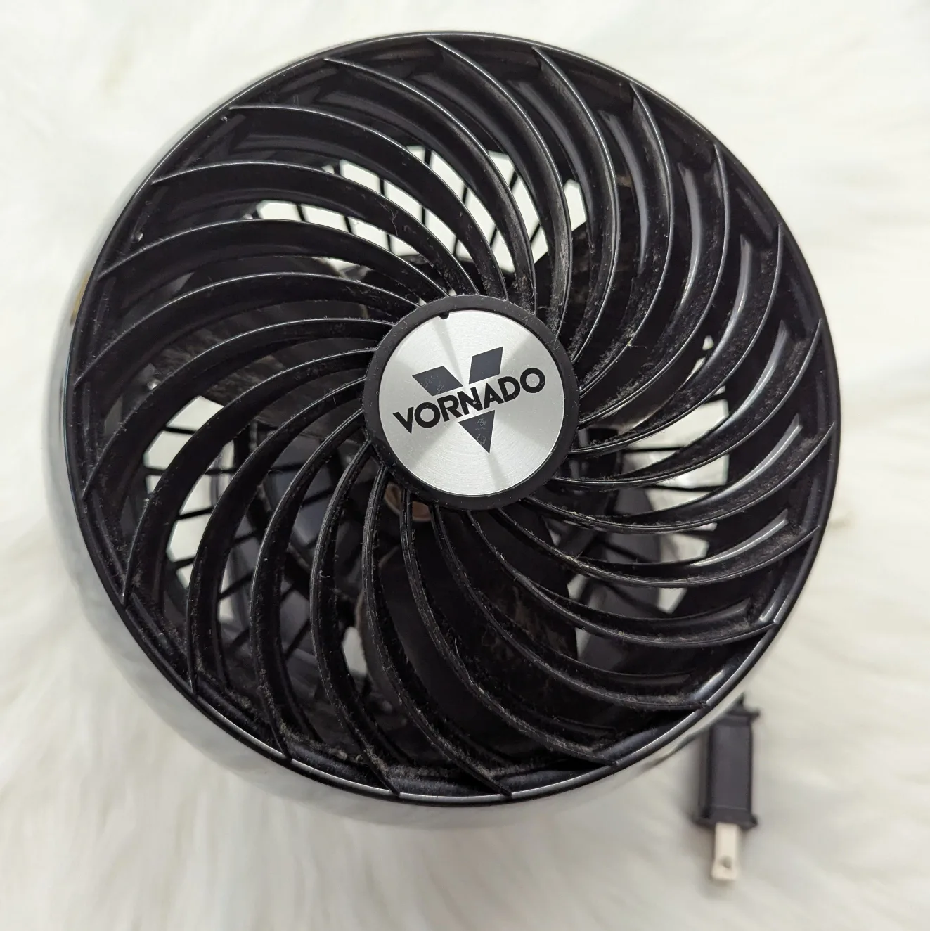 Vornado Air Circulator Fan - Black thumbnail
