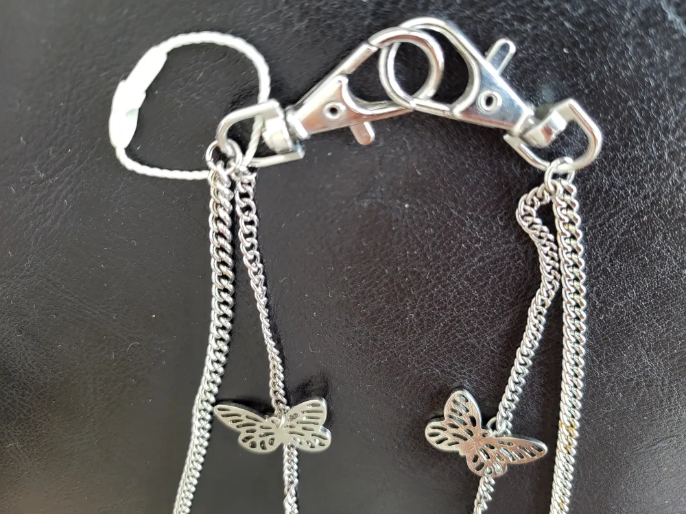 NEW! Butterfly Chain Necklace 🇨🇦 image indicator(3)