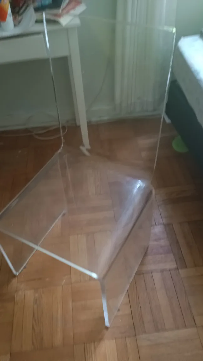 Acrylic Waterfall Chairs thumbnail