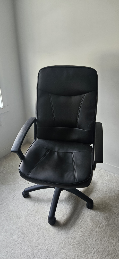 Black Office Chair - photo 2